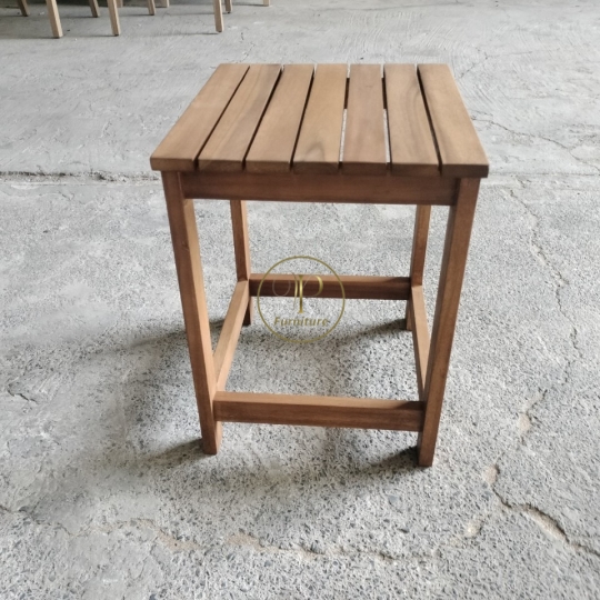 Bàn trẻ em mẫu 11