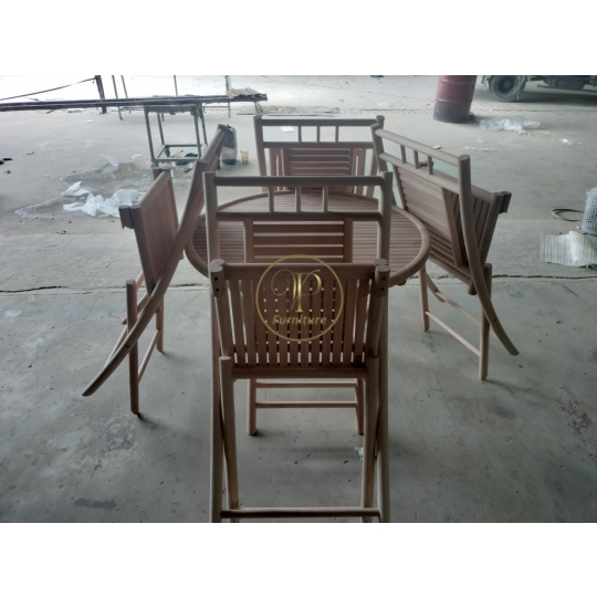 Bàn giả ngoại mẫu 2