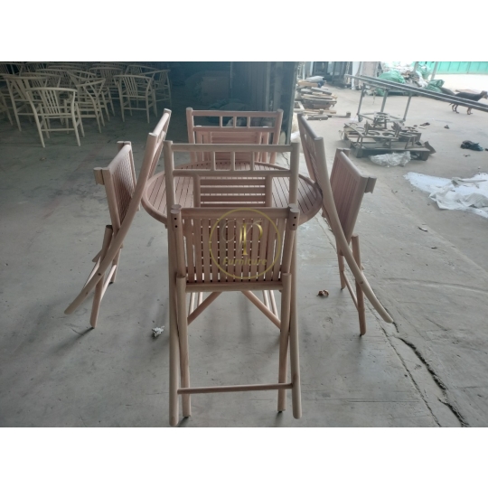 Bàn giả ngoại mẫu 1