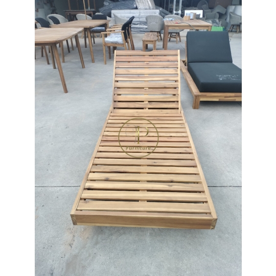 Giường tắm biển mẫu 1